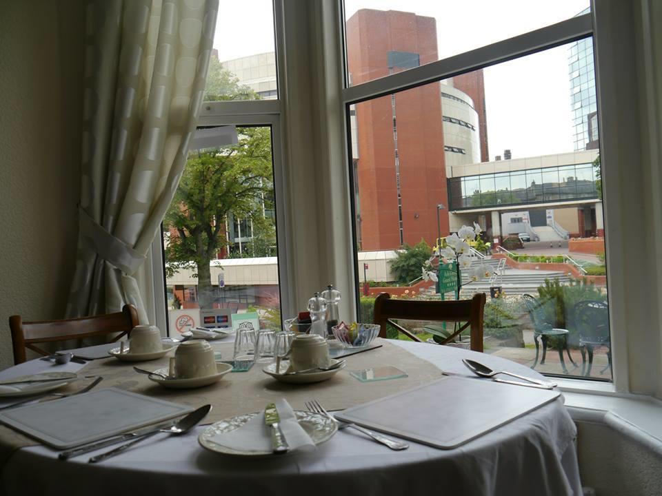 Conference View Guest House Harrogate Bagian luar foto