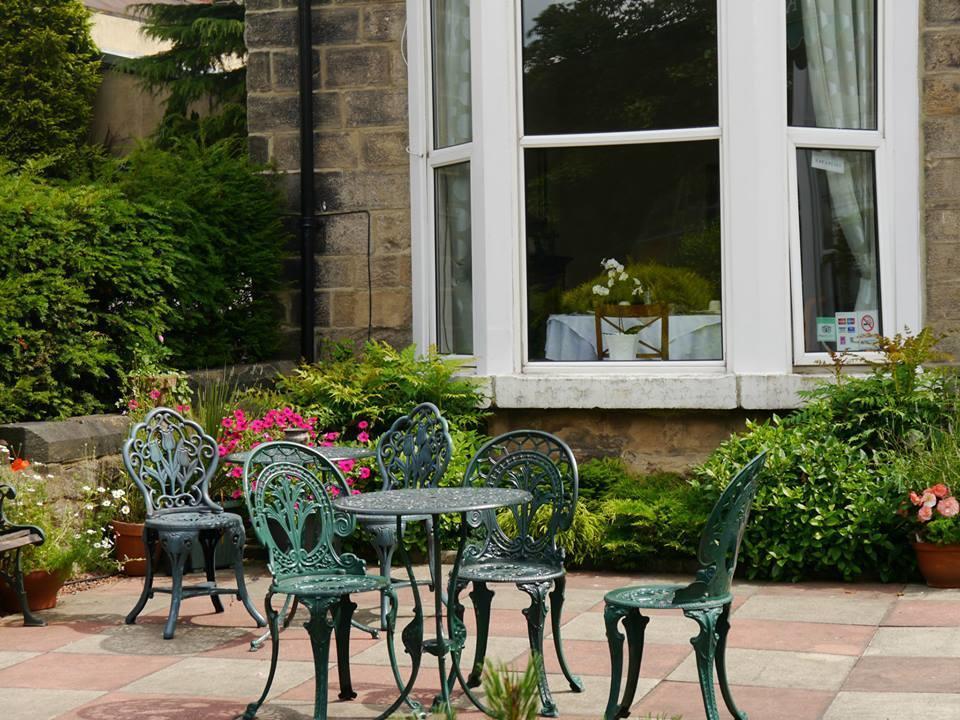 Conference View Guest House Harrogate Bagian luar foto
